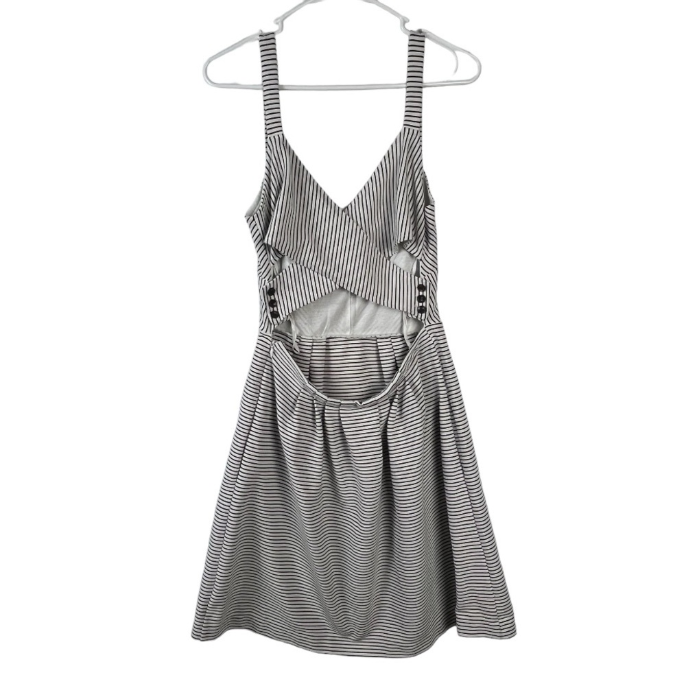 Anthropology White Black Strip Postage Stamp 9-H15 STCL A-Line Scoop Dress Sz:M - Picture 2 of 12